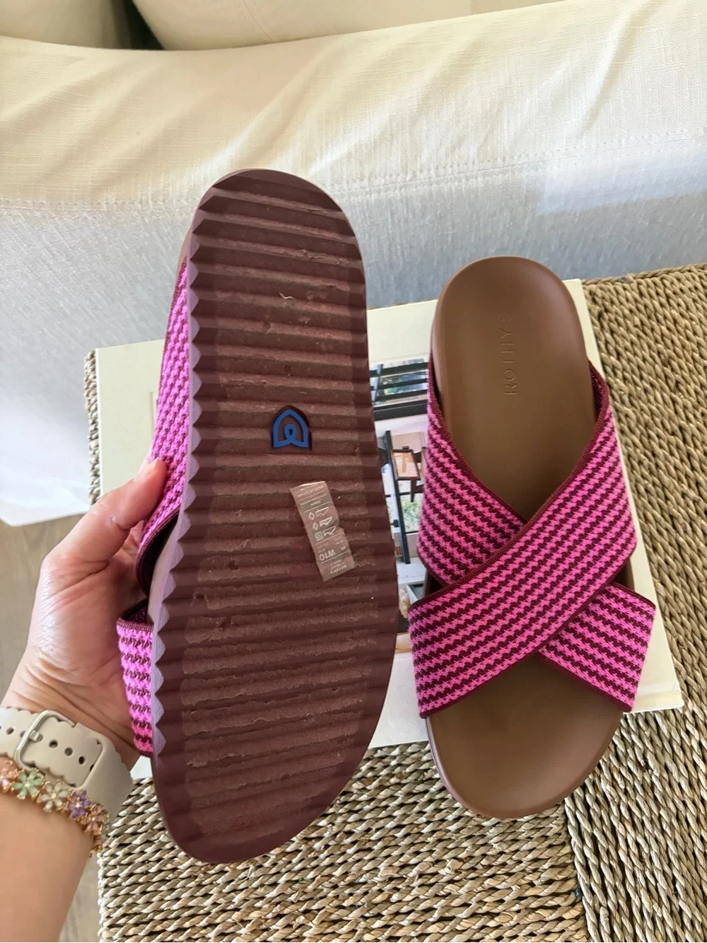 Rothys weekend slide